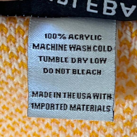 Baublebar “L” Mirror Image Letter Throw Blanket Pink & Orange - Picture 6 of 7